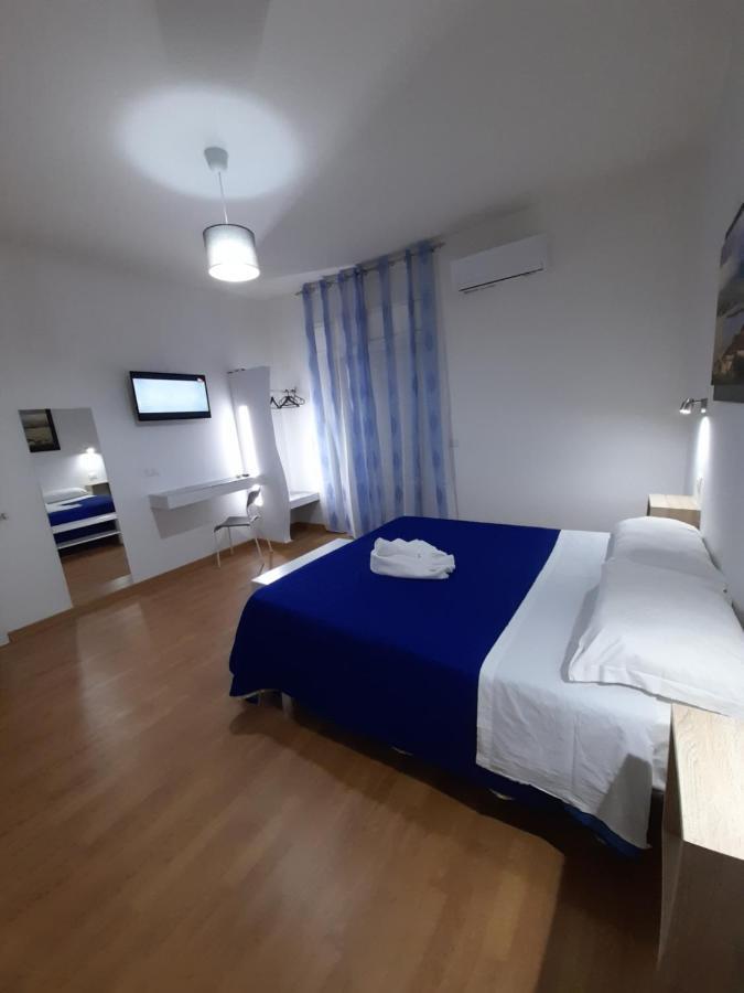 Milazzo: La Porta Delle Eolie B&B 외부 사진
