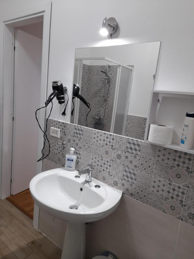 Milazzo: La Porta Delle Eolie B&B 객실 사진