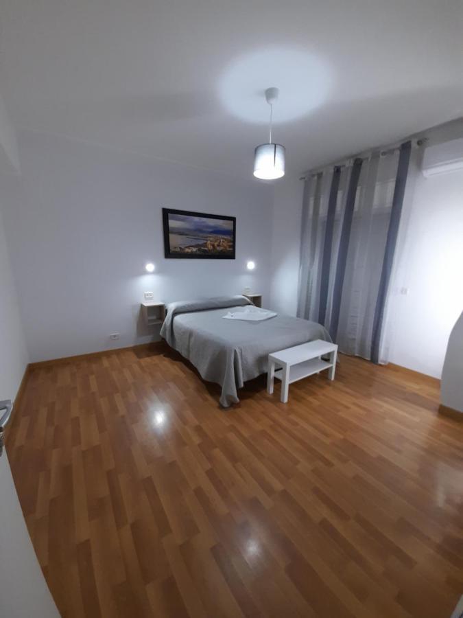 Milazzo: La Porta Delle Eolie B&B 객실 사진