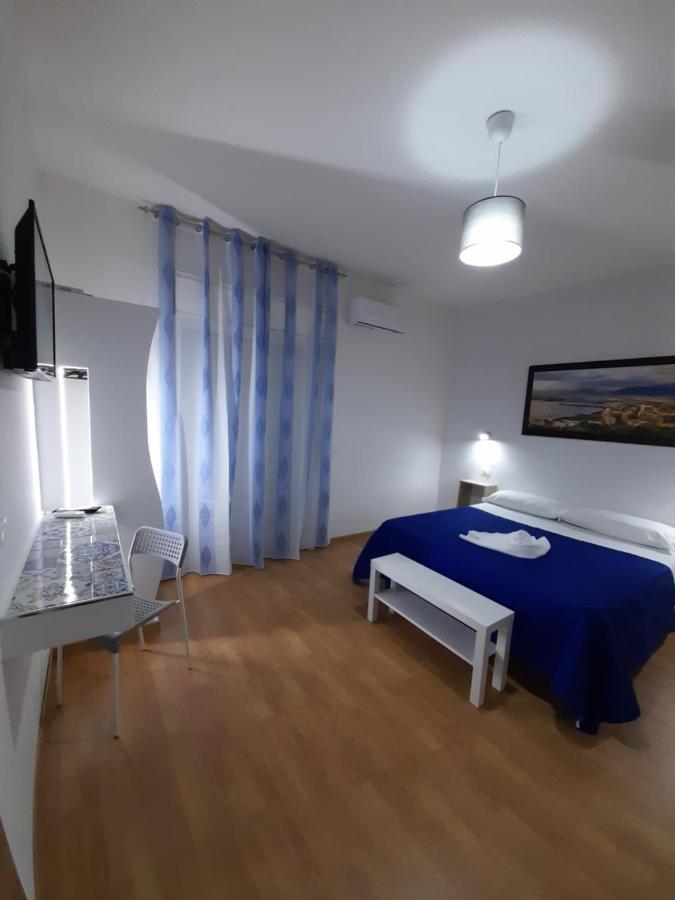 Milazzo: La Porta Delle Eolie B&B 외부 사진