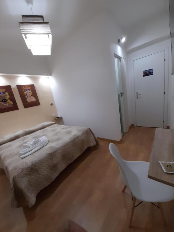 Milazzo: La Porta Delle Eolie B&B 외부 사진