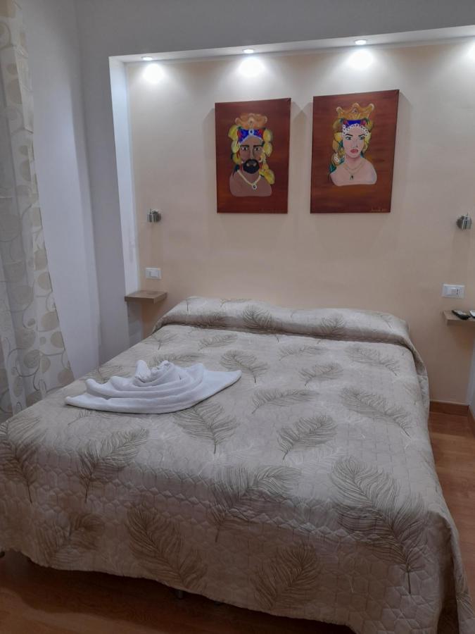 Milazzo: La Porta Delle Eolie B&B 외부 사진